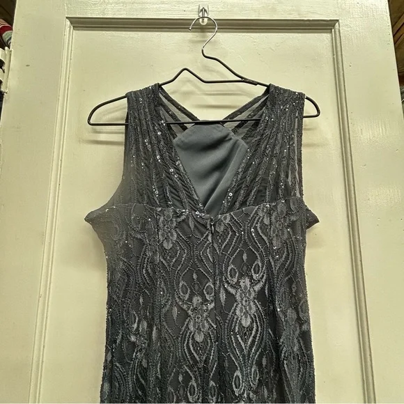 R&M Richards Gray Short Sleeve Wedding Dress - Picture 3 of 10
